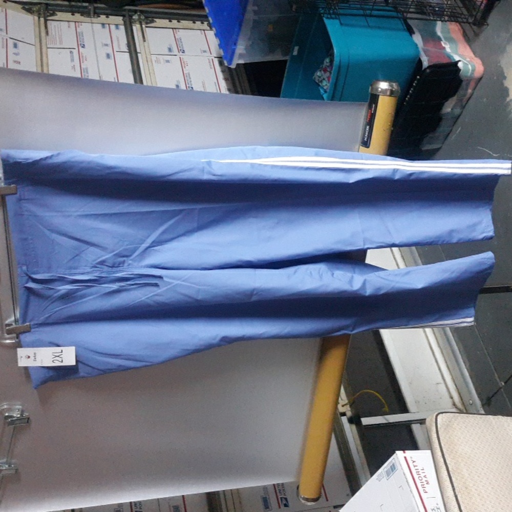 NWT Salus Size 2XL Scrub Pants with Stripe down both sides (SKU 433)